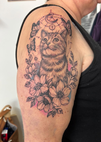 Tattoo door Nadia — Tabby Tattoo